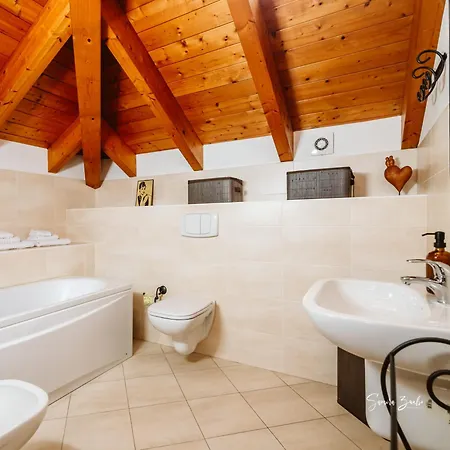 Nocleg ze śniadaniem Narciso 3*