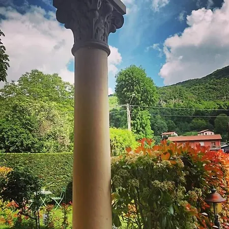 Narciso Nocleg ze śniadaniem 3*